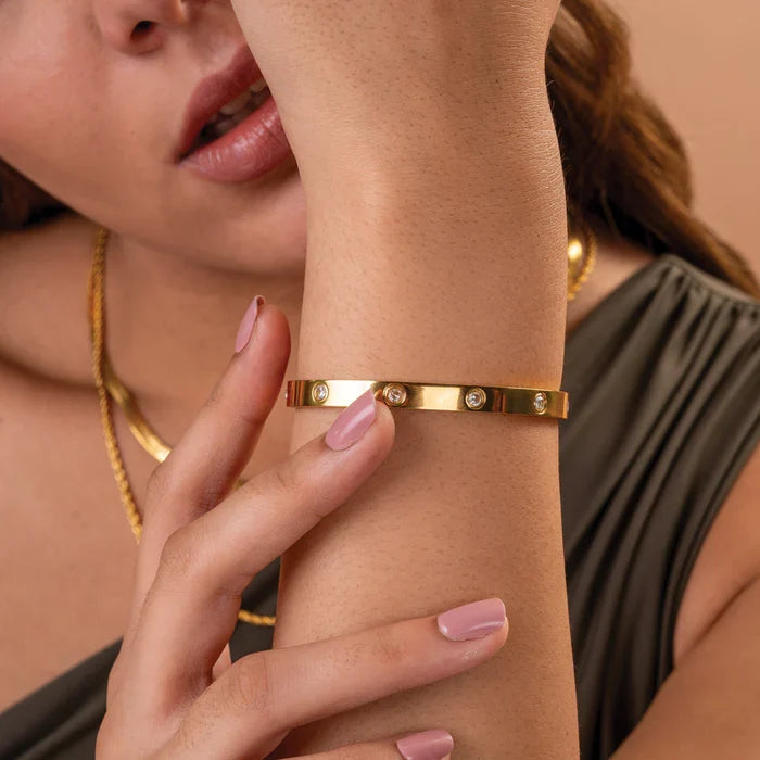 Crystal Love Bangle Bracelet - Sori Style