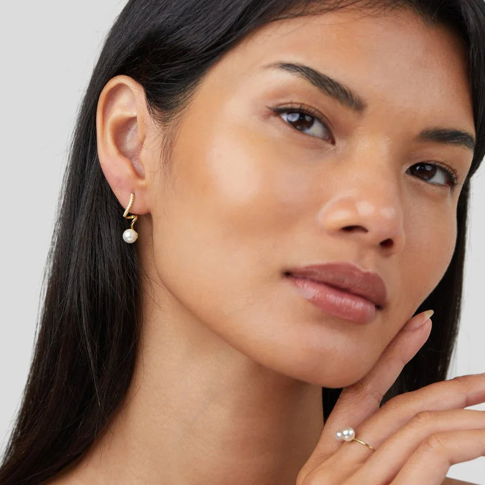 Pearl Wave Earring